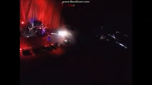 Suede - She live at Benicassim Festival 2002 смотреть онлайн