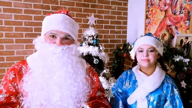 С НОВЫМ 2023 ГОДОМ! ПОЗДРАВЛЕНИЕ ДЕДА МОРОЗА И СНЕГУРОЧКИ. #НОВЫЙ2023 #постановкатанцев #танцуем смотреть онлайн