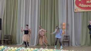 Зал зажигает под «Детство» Шатунова
