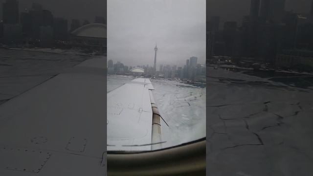 Time-lapse - Toronto City airport смотреть онлайн