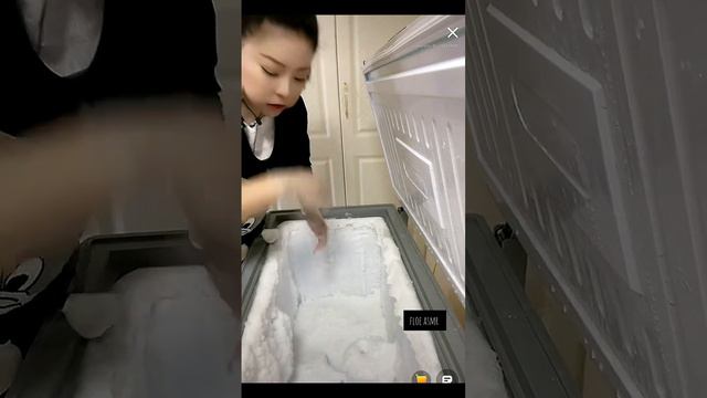 DEEP FREEZER FROST EATING WITH HANDS BY ICE QUEEN! ICE ASMR смотреть онлайн