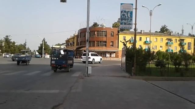Курган-Тюбе (Бохтар), 2018 год, (центр города, новый театр). смотреть онлайн