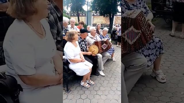 Встречи в парке Гомеля смотреть онлайн