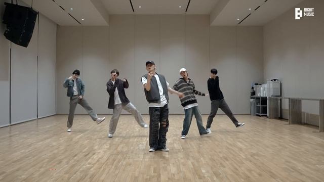 TXT (투모로우바이투게더) ‘Sriracha (Full Ver.)’ Dance Practice