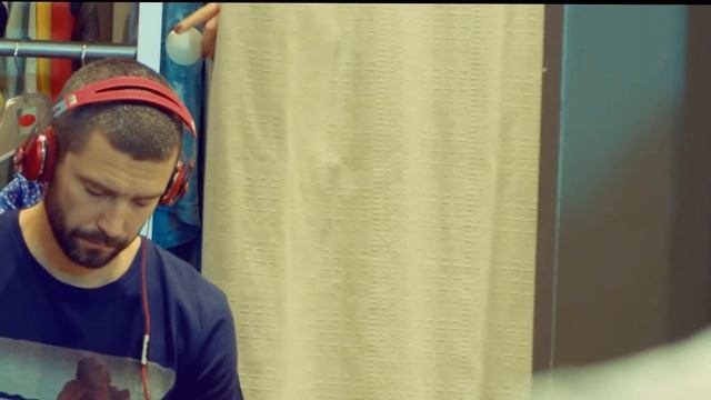 Sennheiser MOMENTUM on Ear смотреть онлайн