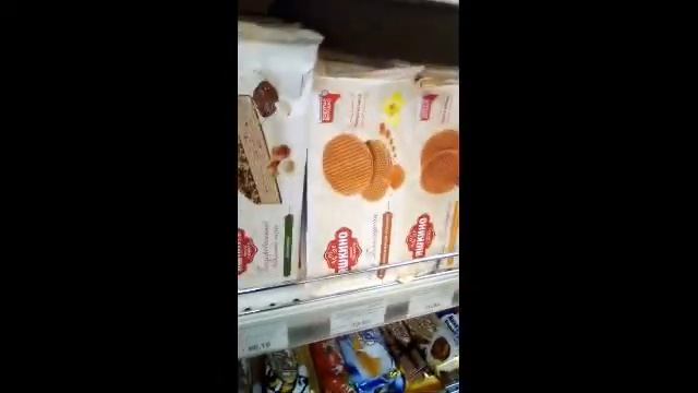 Купили всю просрочку чтобы не получить штраф. Магазин Родина. смотреть онлайн
