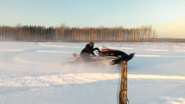 Захватывающие снегоходные прогулки "Экстрим-Моторс-Кемерово" смотреть онлайн