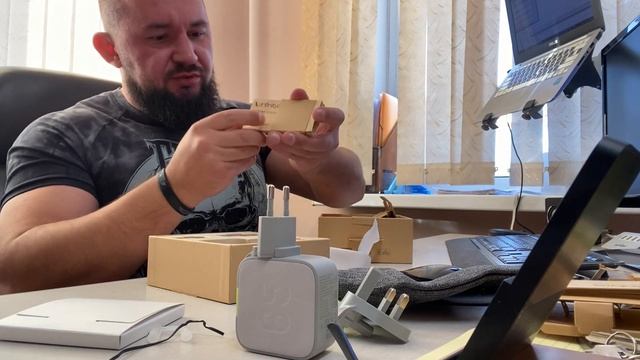 Распаковка InfinityLab InstantCharger 65W