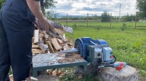 Дровокол винтовой конусный