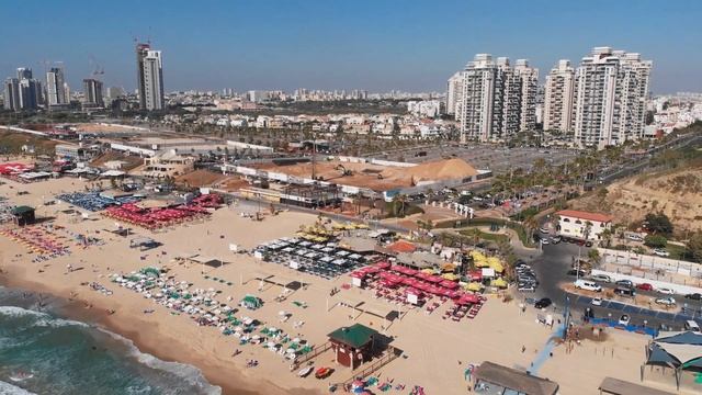 Средиземное море. Пляж Ришон ле-Цион (Rishon LeZion Beach) смотреть онлайн