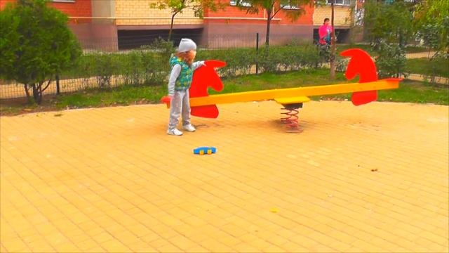 The Wheels On The Bus Song | Outdoor Playground For Kids | Nursery Rhymes