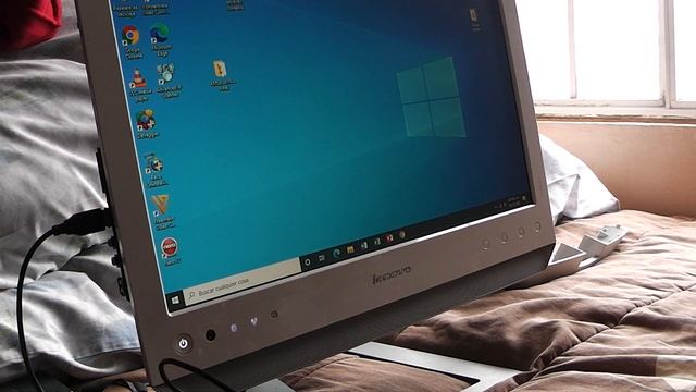 Computadora All In One Lenovo  C225