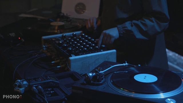 Classic House vinyl dj mix by BB смотреть онлайн