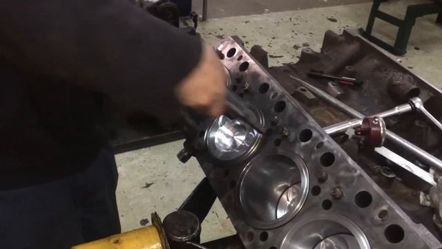 Полная сборка двигателя 740.63 КамАЗ. Full assembly of the engine 740.63 KAMAZ смотреть онлайн