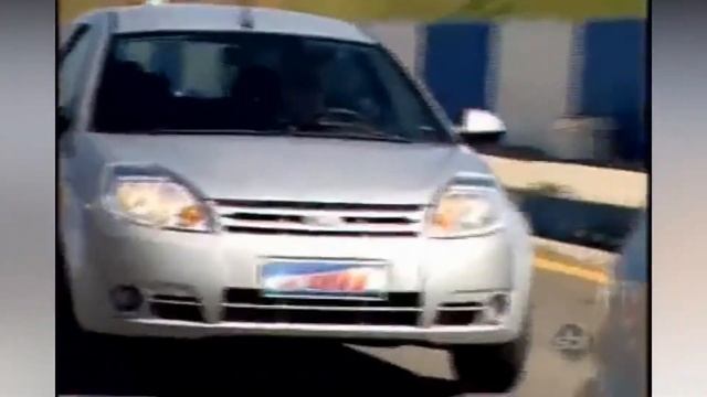 TESTE E COMPARATIVO! LANÇAMENTO DO FORD KA E TESTE CONTRA CHEVROLET CELTA EM 2008 - MOMENTO VINTAGE смотреть онлайн