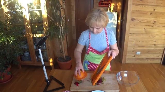 Салат со свёклой и солёным огурцом смотреть онлайн