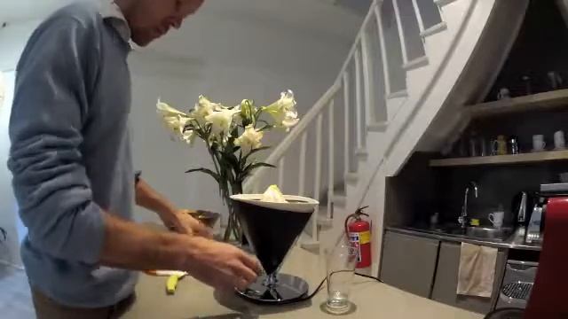 Exprimidor De Diseño VITA Juicer By Bugatti