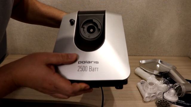 Распаковал и протестировал вещь, полезную в хозяйстве - мясорубку Polaris PMG2546 смотреть онлайн