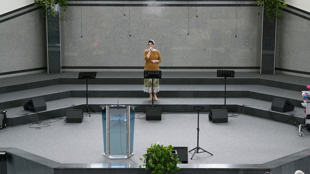 В просторной горнице Христос. Angelika Dukart