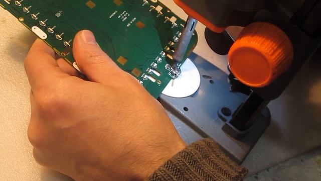 Электронная книга не заряжается. Разборка. (The e-book is not charging. Disassembly) смотреть онлайн