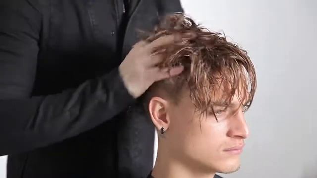 Schwarzkopf OSIS+ SPARKLER Spray de brillo смотреть онлайн