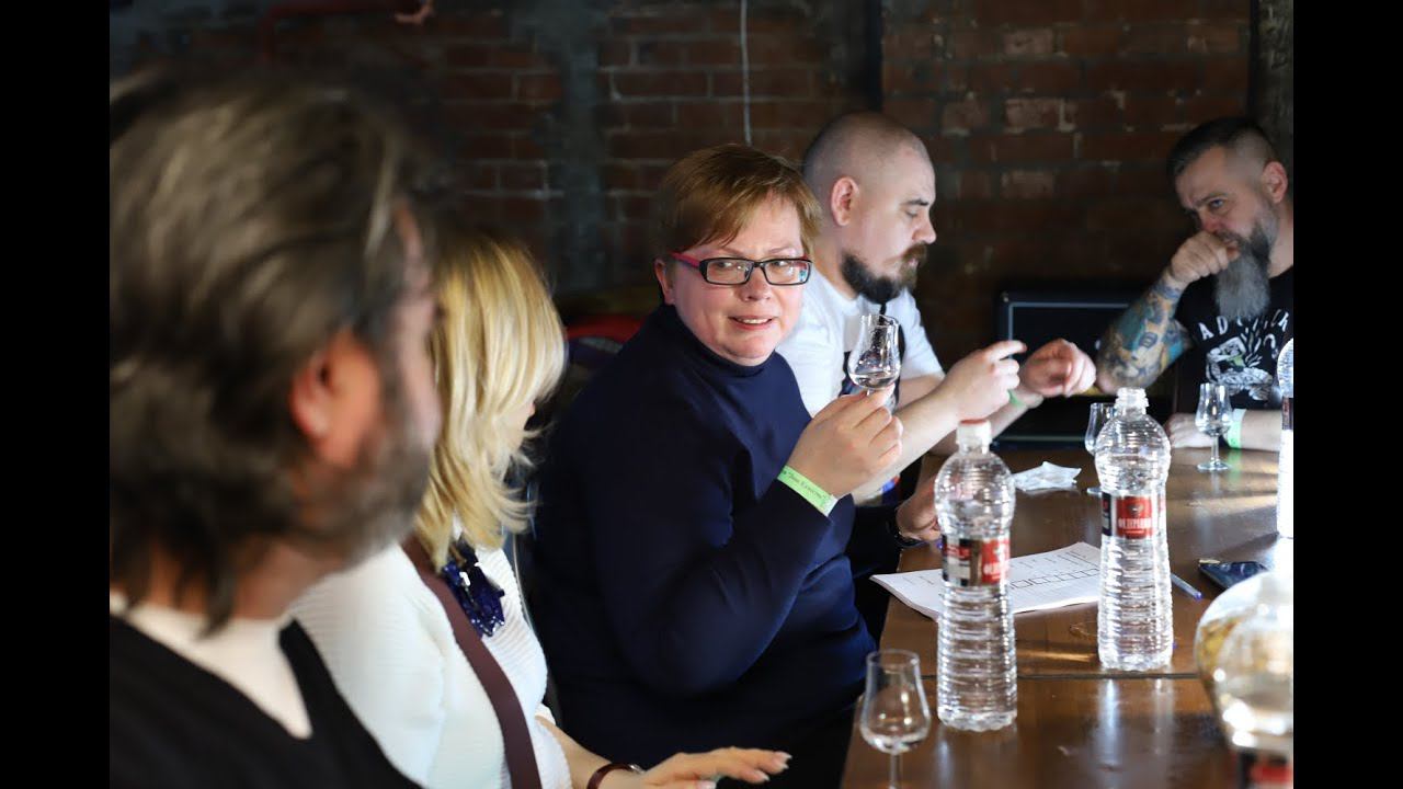 Дегустация и мнение экспертов о напитках пятого Форума винокуров "Знак качества". смотреть онлайн