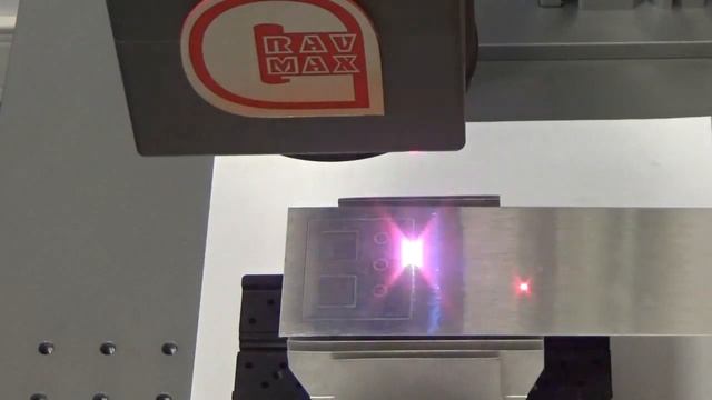 Резка лазером алюминиевых шильдов Режимы резки панели для прибора смотреть онлайн