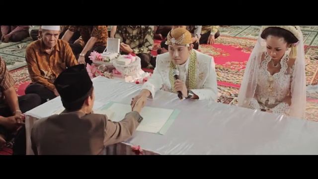 OVI + INTAN • Short Wedding Video ( Kediri, East Java, Indonesia ) смотреть онлайн