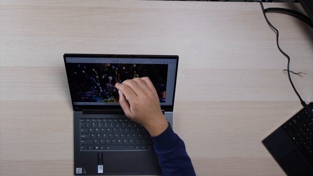 Lenovo yoga C940 with 10th gen CPU! Review and first impressions. смотреть онлайн