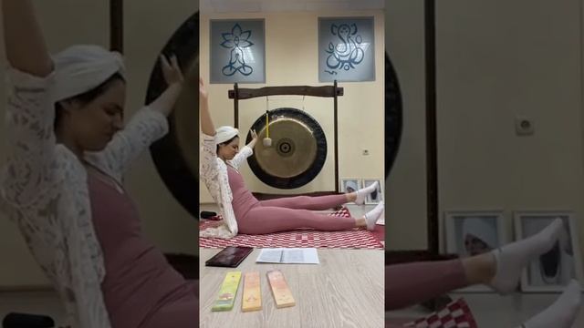 Сердечная чакра. Кундалини Йога. Как открыть сердце смотреть онлайн