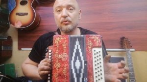 Гитара или Гармонь!? Что выбрать!? На чём играть!? ?? Какой инструмент сложнее в освоении!?