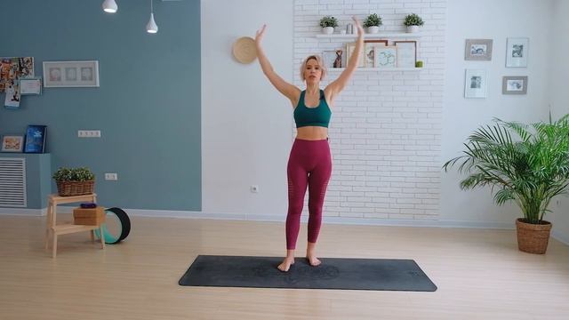 Йога позы - Врикшасана (поза дерева). Йога для новичков. Люба Йога смотреть онлайн