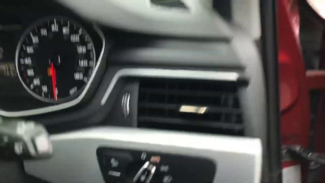 Blackburn Audi A4 Avant TDI Ultra Sport YT17 LXW смотреть онлайн