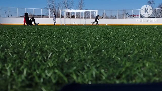 Кто последний забьёт гол-бежит 10 кругов смотреть онлайн