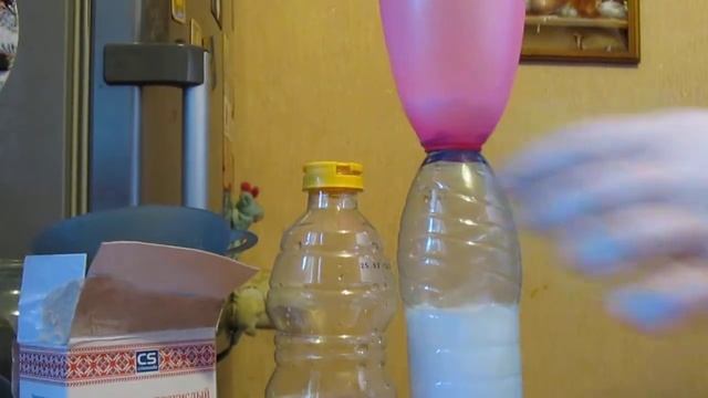 Опыт № 3. Надувание шарика с помощью углекислого газа смотреть онлайн
