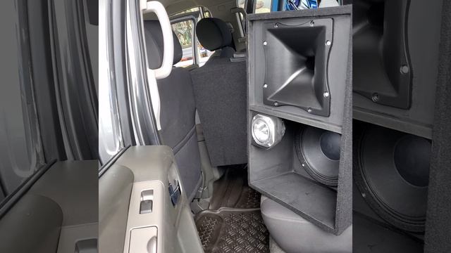 2010 Nissan Navara Demo #1