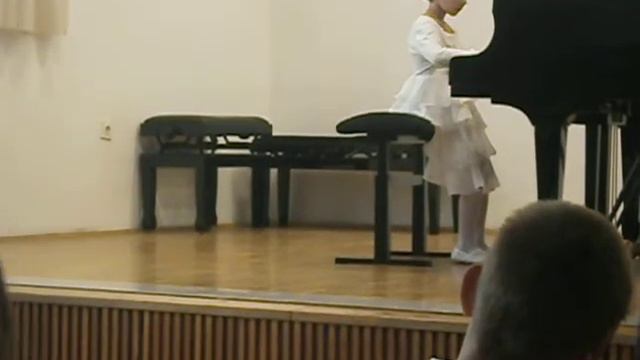 Ana Mustić, 8 years old, first grade piano concert, Josip Hatze music school, Split, Croatia смотреть онлайн