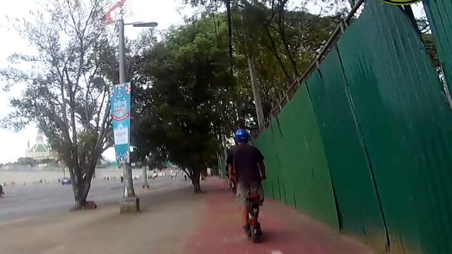 Mober S10 Electric Kick Scooter Couple Ride Exploring UP Diliman Philippines Part 2 смотреть онлайн