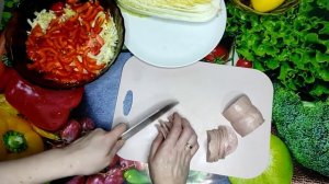 Салат из пекинской капусты с сухариками!!!