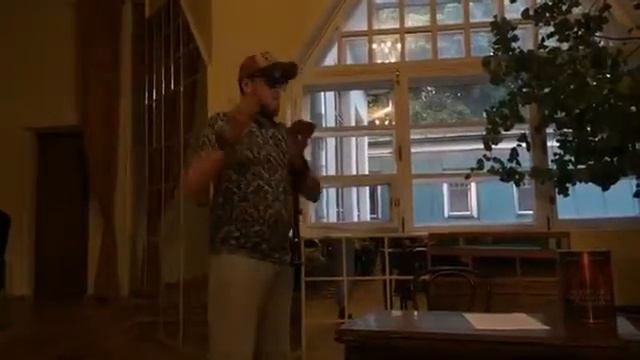 Андрей Явный в музее Серебряного века В начале выступления о Елене Зейферт смотреть онлайн