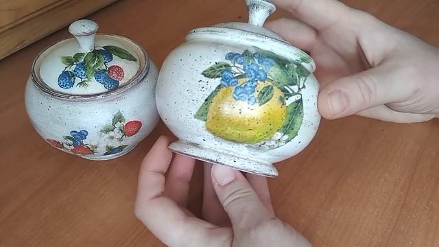 Обзорный ролик. Сахарницы из липы, декор -декупаж. смотреть онлайн