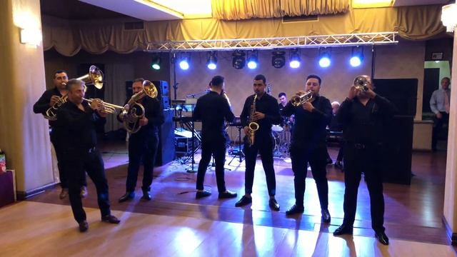 Trupa Modern-Hora de Fanfara/nunta București/Cotroceni hall! смотреть онлайн