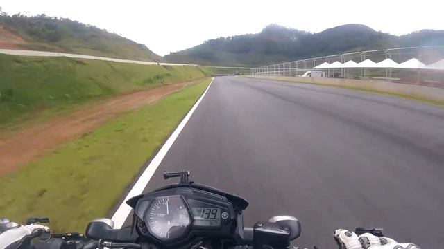 Track Day PT6 Autódromo Potenza - Lima Duarte - MG - 12/12/2020 - MT03 ORIGINAL VS R3 смотреть онлайн