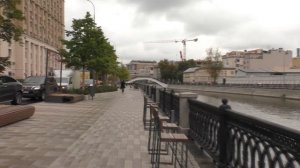 МОСКВА,ПОЙДЁМТЕ СО МНОЙ ОТ ПАВЕЛЕЦКОГО ВОКЗАЛА ,ДО КРАСНОЙ ПЛОЩАДИ И ПАРКА  ЗАРЯДЬЕ