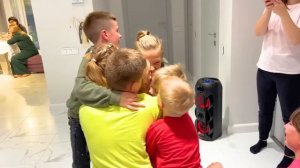 У СОФИИ ДЕНЬ РОЖДЕНИЯ, ДРУЗЬЯ ЗАБЫЛИ ПРО ПРАЗДНИК. СОФУНЬЯ ШАЛУНЬЯ