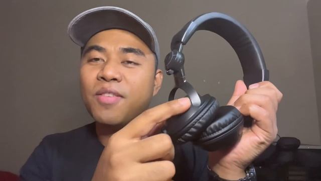 DJ Headphone Review: Technics EAH DJ 1200 (Gig Log # 1) смотреть онлайн