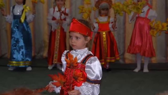 Осень золотая в гости к нам пришла смотреть онлайн