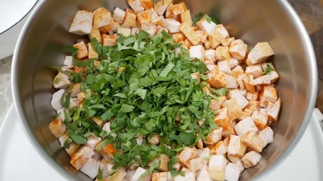 Вкусный и быстрый САЛАТ на Новогодний стол. Салат из ТРЁХ ИНГРЕДИЕНТОВ, цыганка готовит.