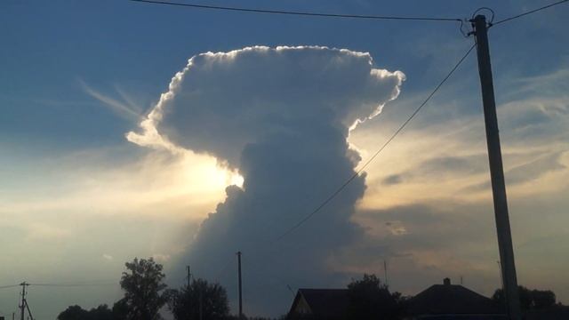 ОБЛАКО ЯДЕРНЫЙ ГРИБ