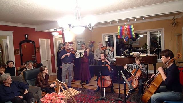 Vivaldi - Concerto for two cellos смотреть онлайн